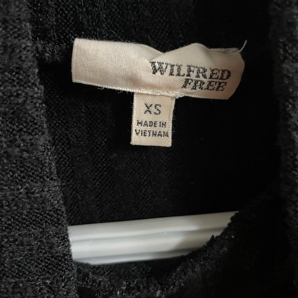 2 Wilfred Free Turtlenecks - Picture 4 of 4